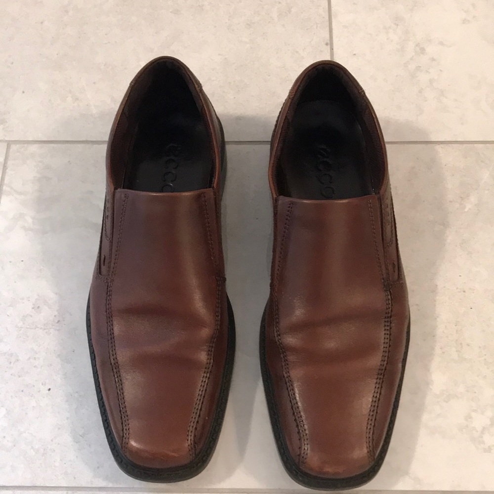 Echo New Jersey dress casual shoes.